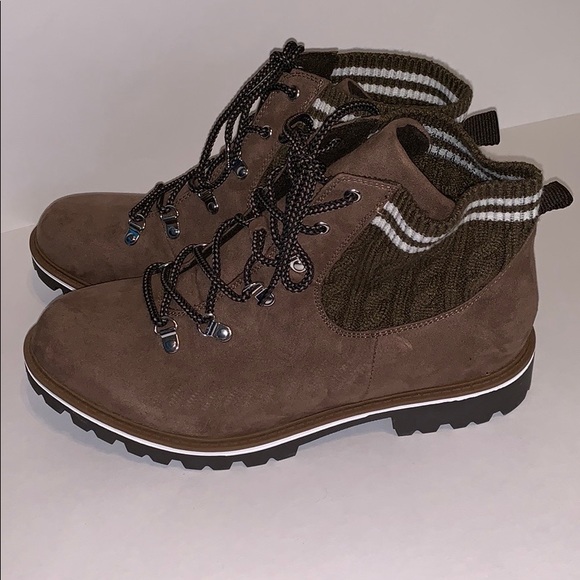 💕SOLD💕 TAUPE KNIT HIKER BOOT (WIDE WIDTH) - Picture 6 of 6